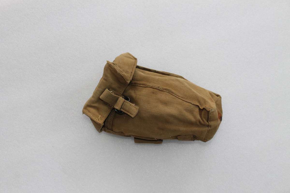 RHODESIAN  Double Kidney Pouches PATTERN 65 + (10 Items!).