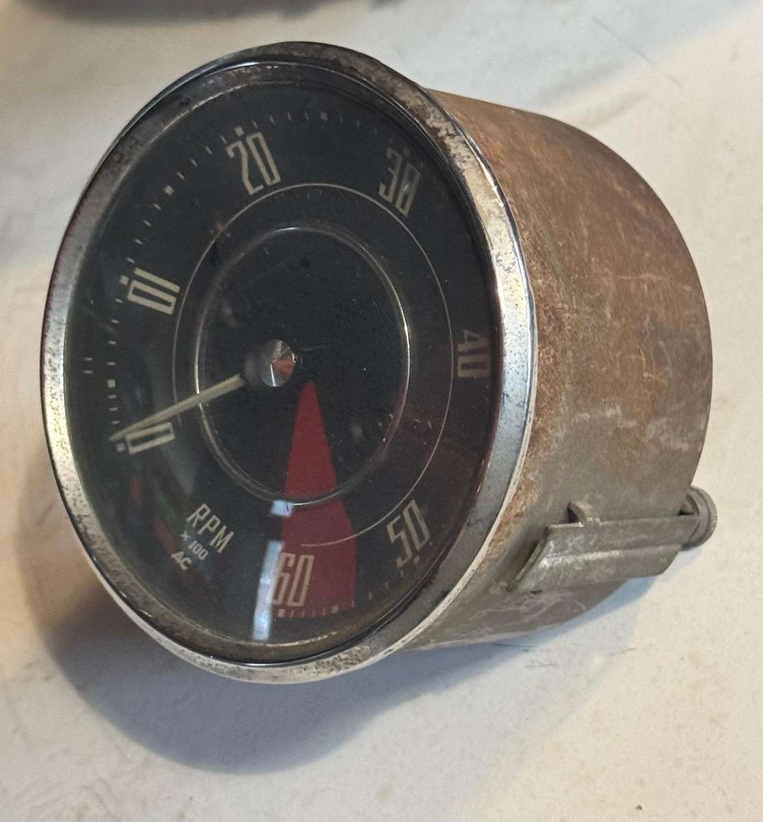 VINTAGE AC SPEEDOMETER