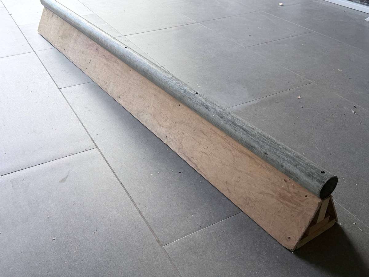 Skateboard
