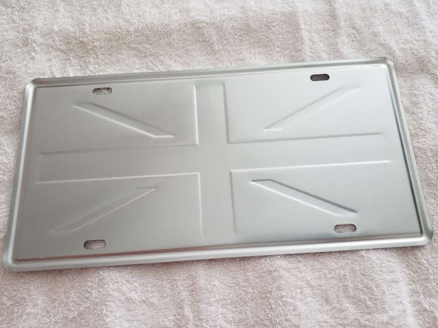 "UNION JACK"  THEMED MEMORABILIA REPRODUCTION - EMBOSSED METAL HANGING SING "NUMBER PLATE"