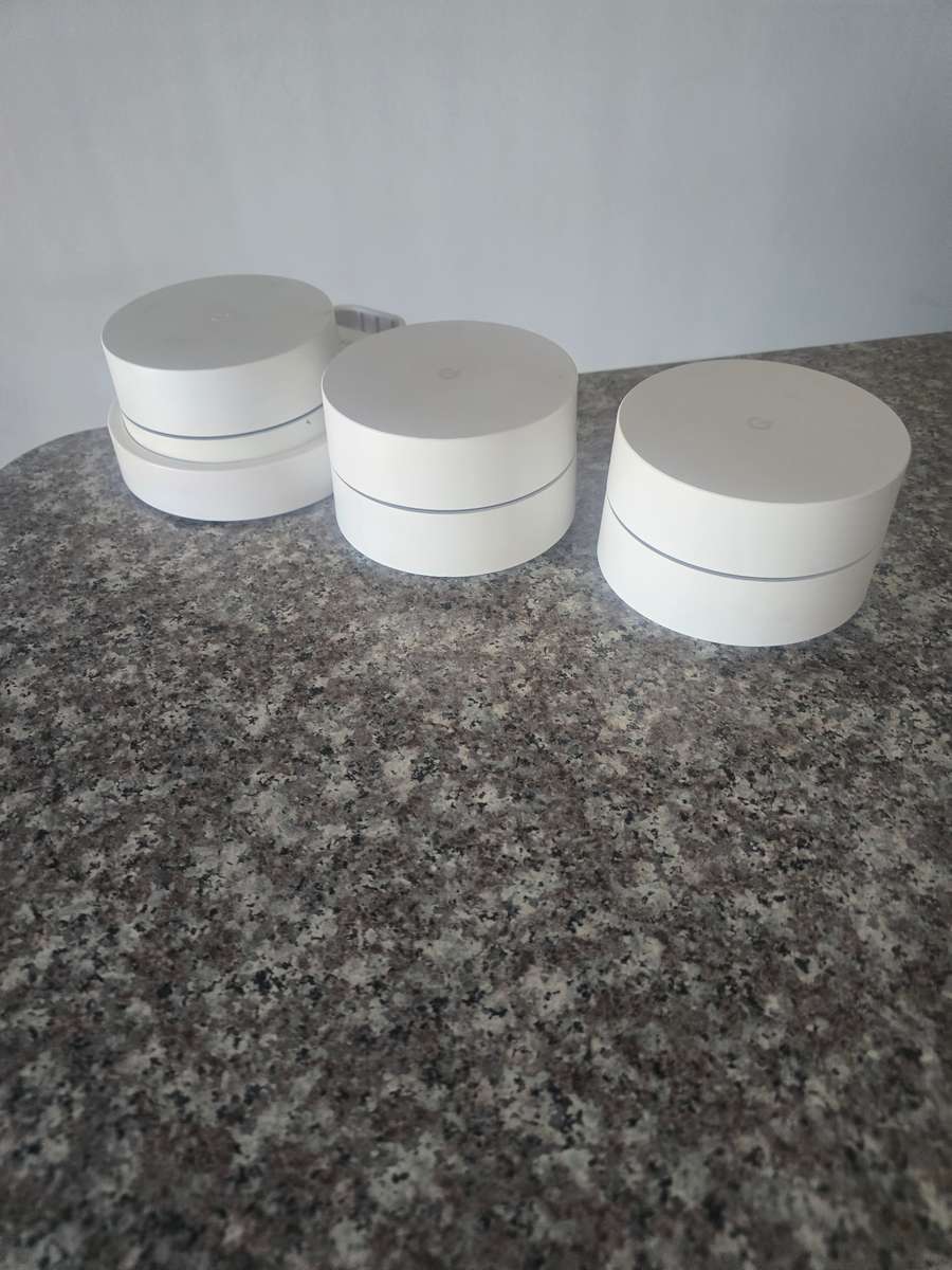 Google Wifi  (3Gang-nodes)