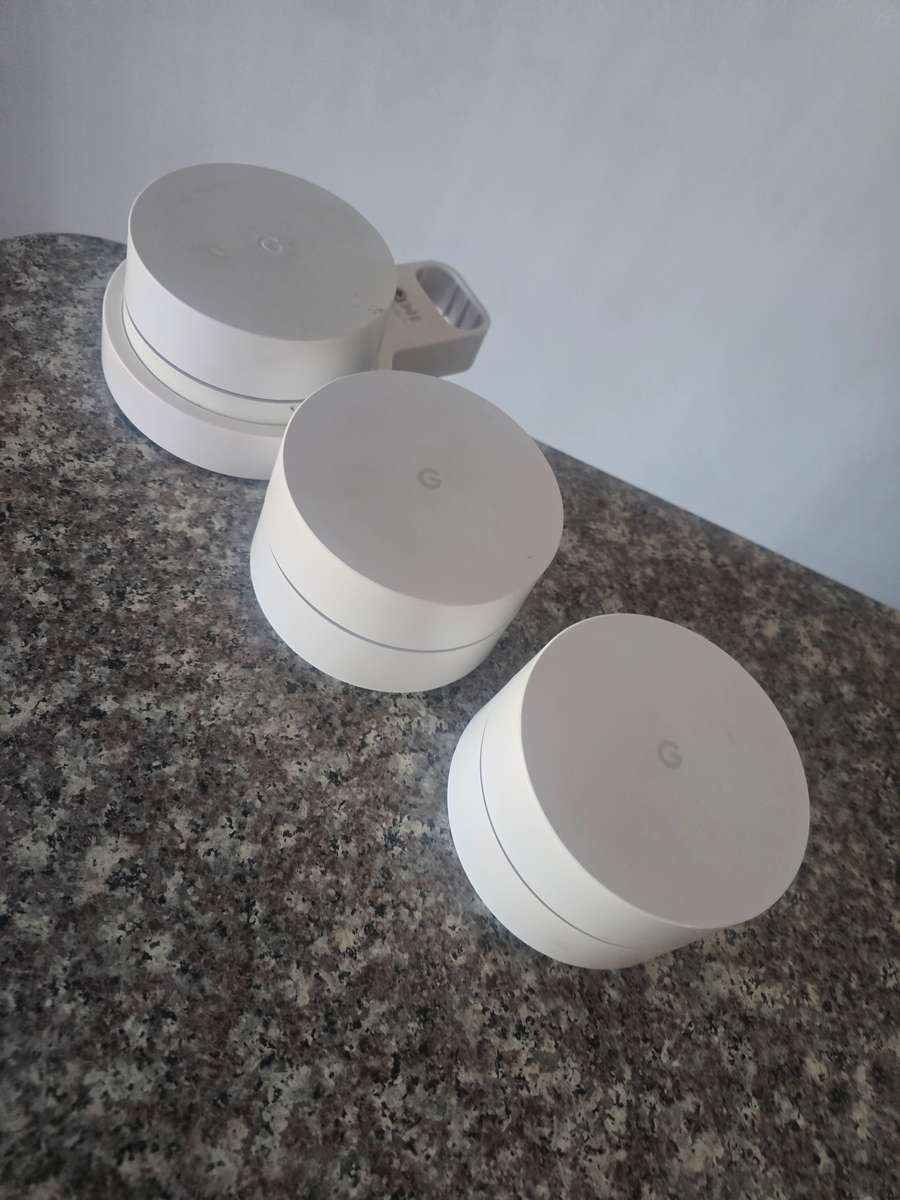 Google Wifi  (3Gang-nodes)