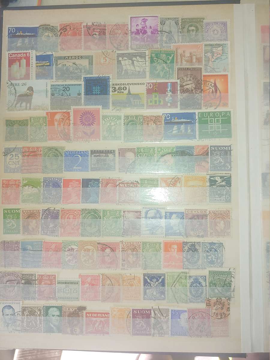 A4 USED STOCKBOOK FULLY LOADED WITH WORLD STAMPS 16/32 PAGE