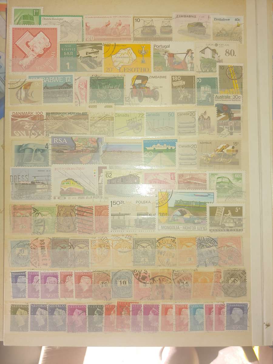 A4 USED STOCKBOOK FULLY LOADED WITH WORLD STAMPS 16/32 PAGE