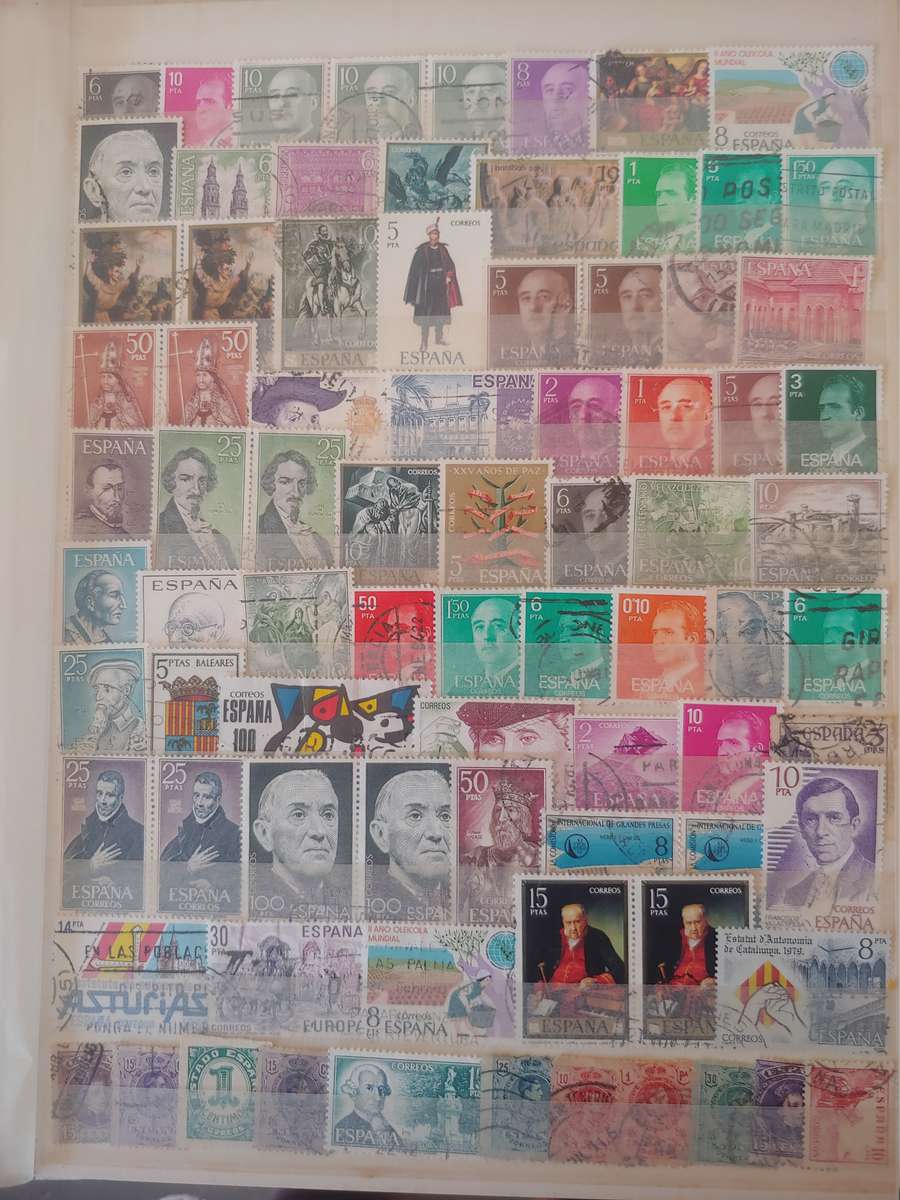 A4 USED LIGHTHOUSE ALBUM LOADED WITH MIXED WORLD STAMPS 16/32 PAGES NOT ALL SHOWN