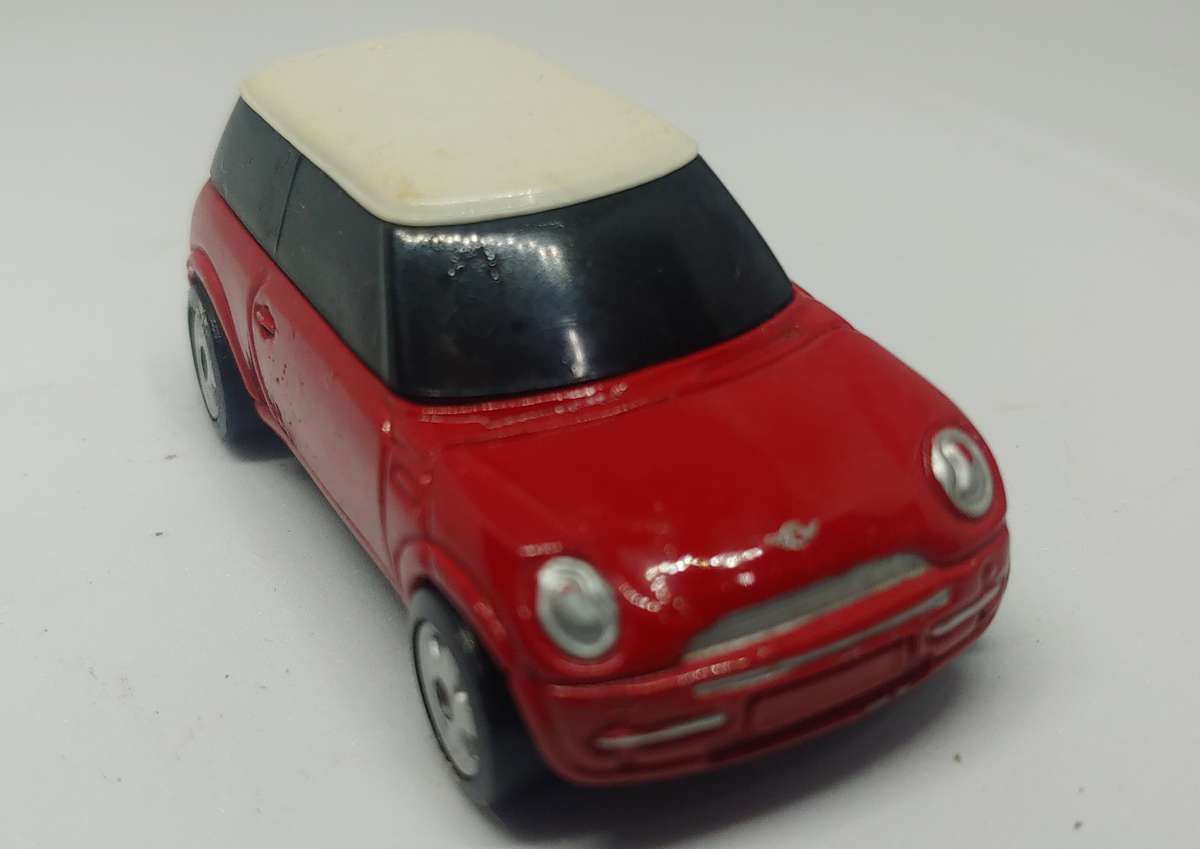 MAISTO MINI COOPER