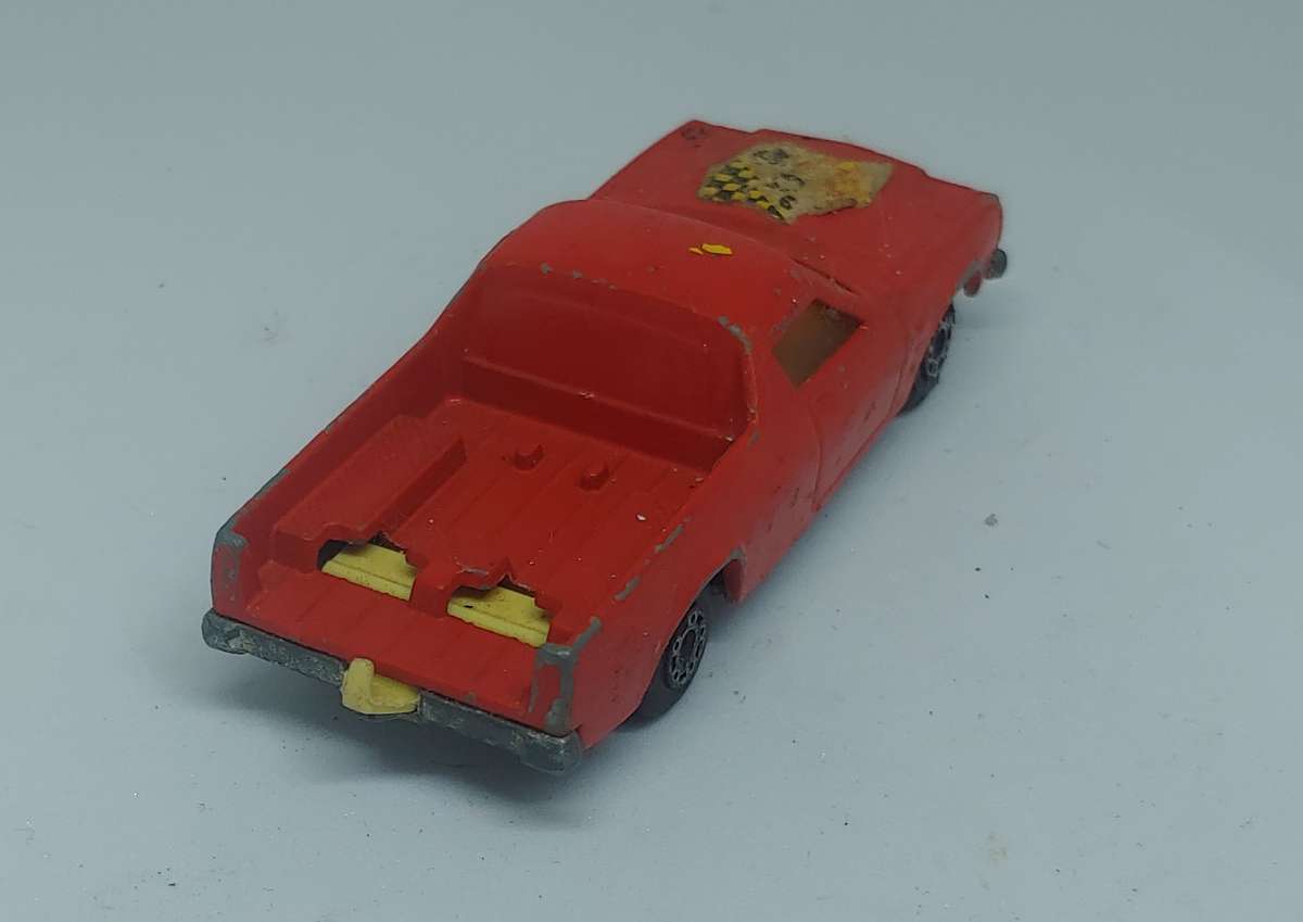 MATCHBOX HOLDEN PICK UP 1977