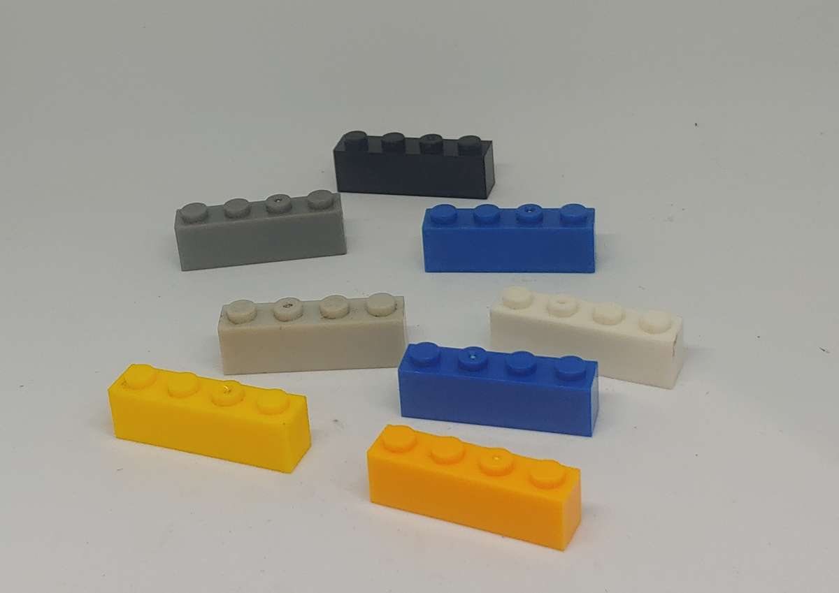 LEGO COMPATABLE BLOCKS 8 1X4 BASIC BLOCKS