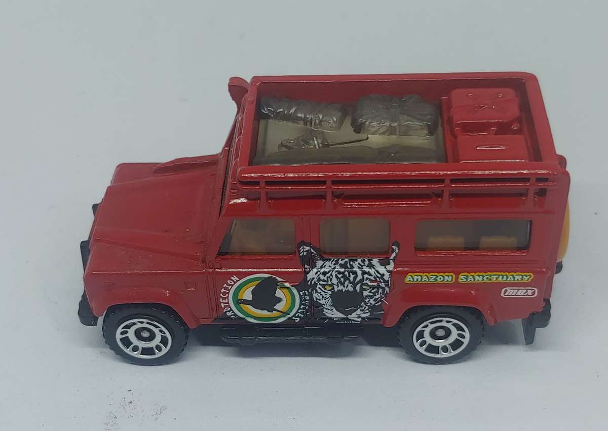MATCHBOX LAND ROVER DEFENDER 110 1997