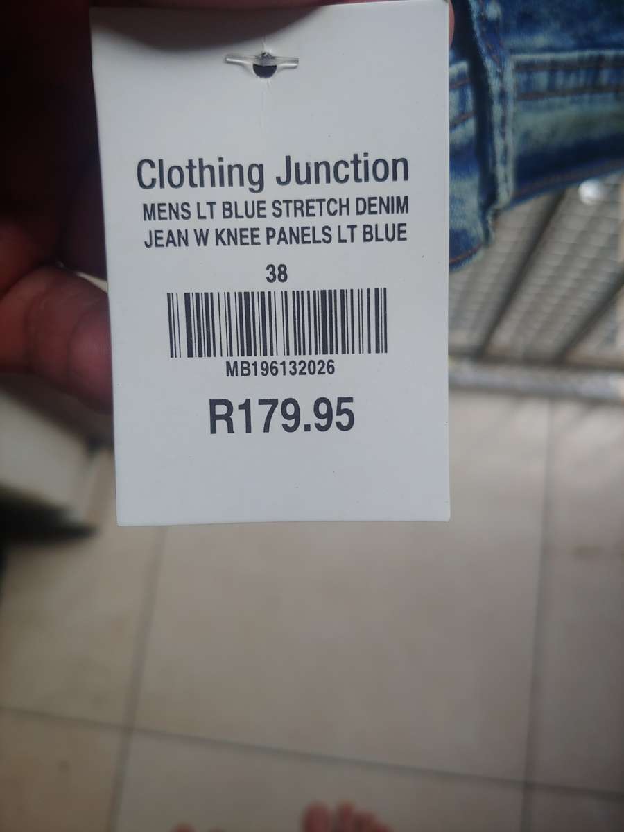 MENS STRETCH DENIM WITH KNEE PANEL SIZE 38 NEVER WORN