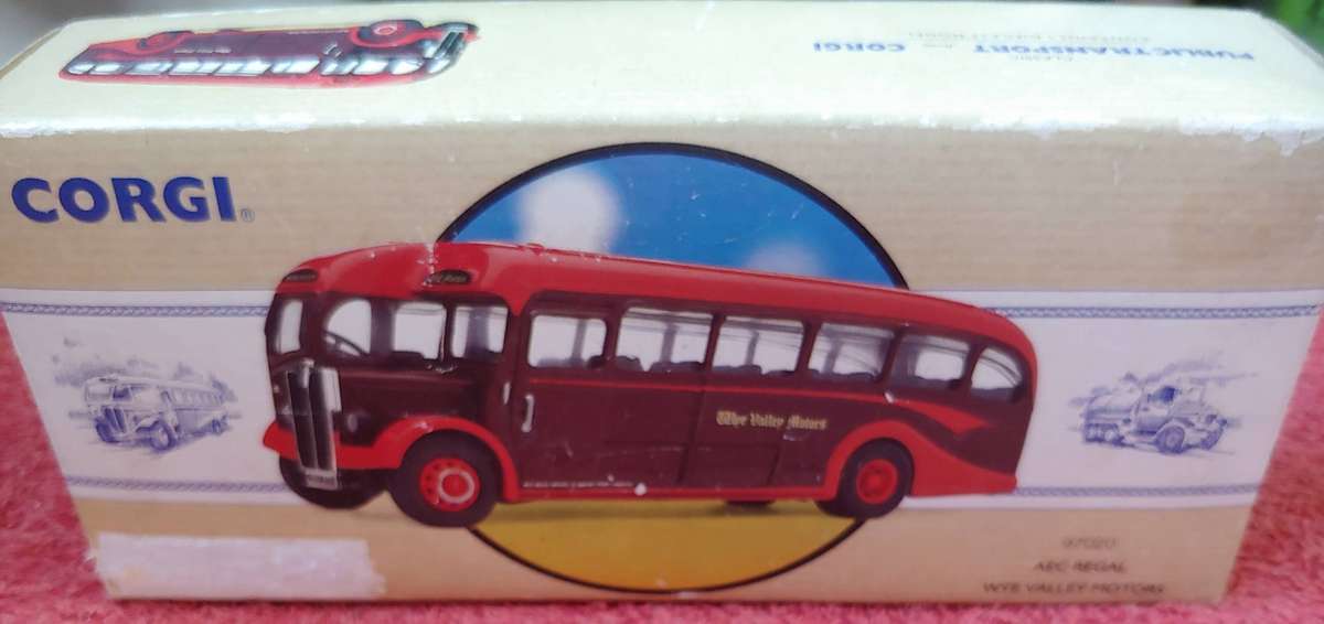 CORGI 97020 AEC REGAL WYE VALLEY MOTORS BUS