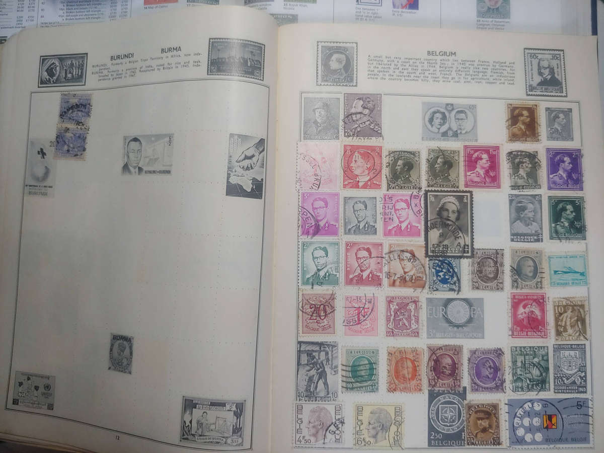 ROCKET STAMP ALBUM WITH STAMPS NOT CHECKED NOT ALL PAGES SHOWN