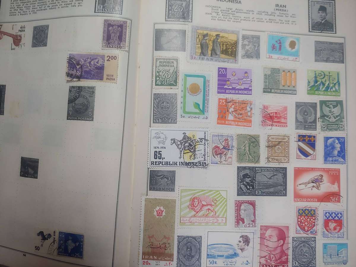 ROCKET STAMP ALBUM WITH STAMPS NOT CHECKED NOT ALL PAGES SHOWN