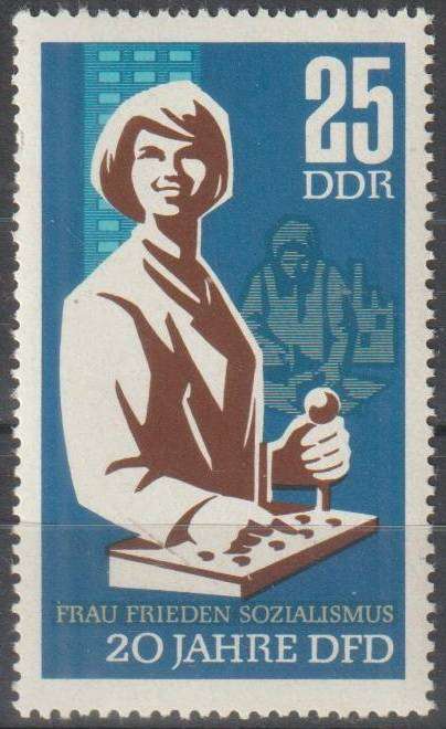 DDR 1967 The 20th Anniversary of Womens Union UMM SG E976
