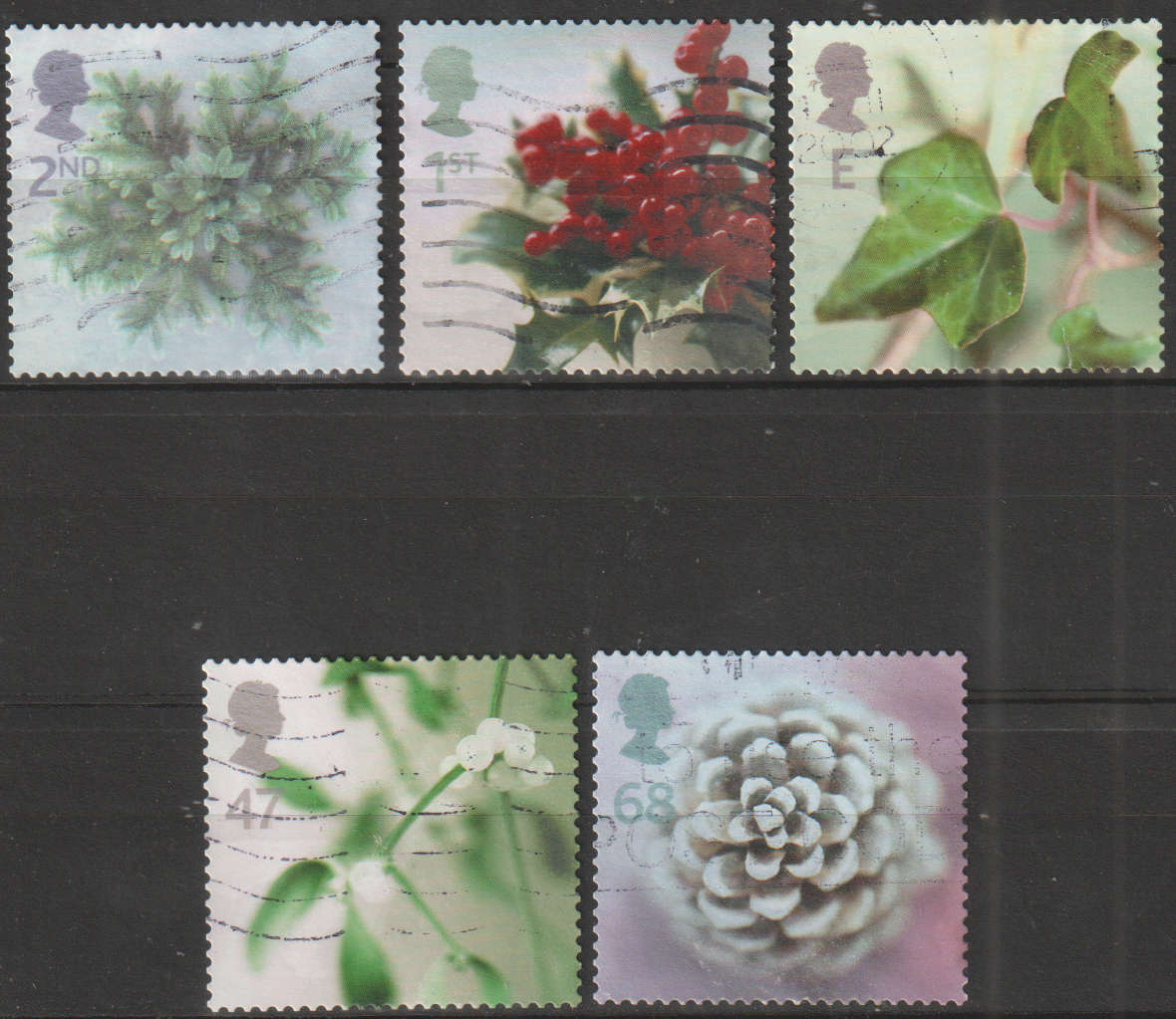 GB  2002 Merry Christmas - Self-Adhesive Stamps ULH SG 2321-5