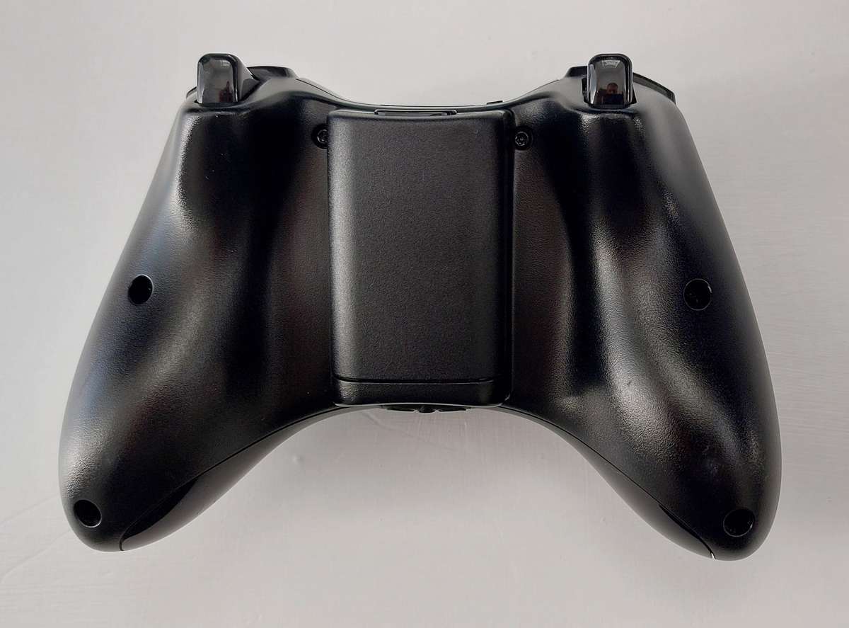 Genuine Official Xbox 360 Wireless Controller with Generic PC Receiver