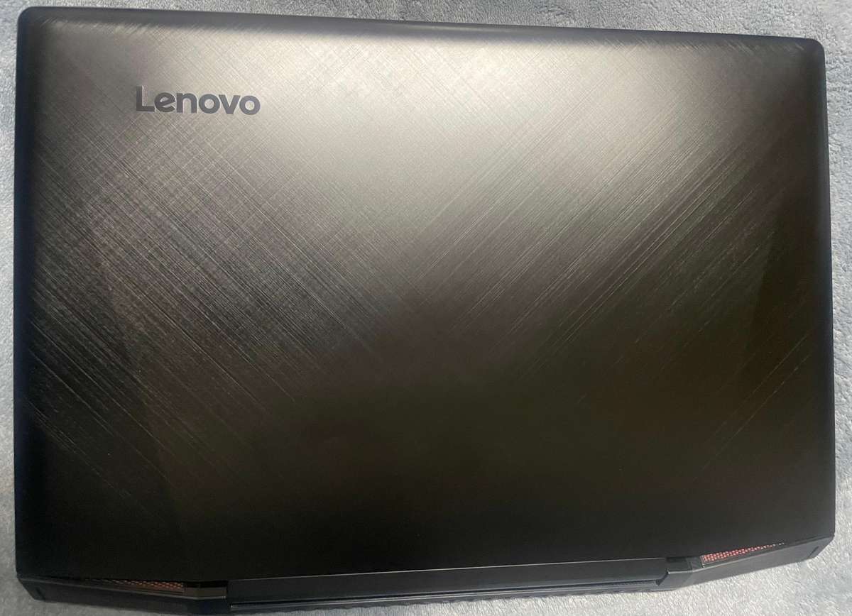 lenovo Ideapad Y700 17.3 MONSTER Gaming machine