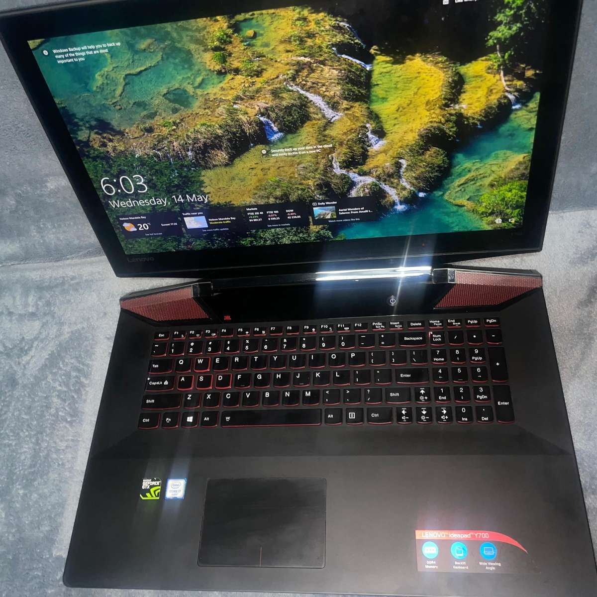 lenovo Ideapad Y700 17.3 MONSTER Gaming machine