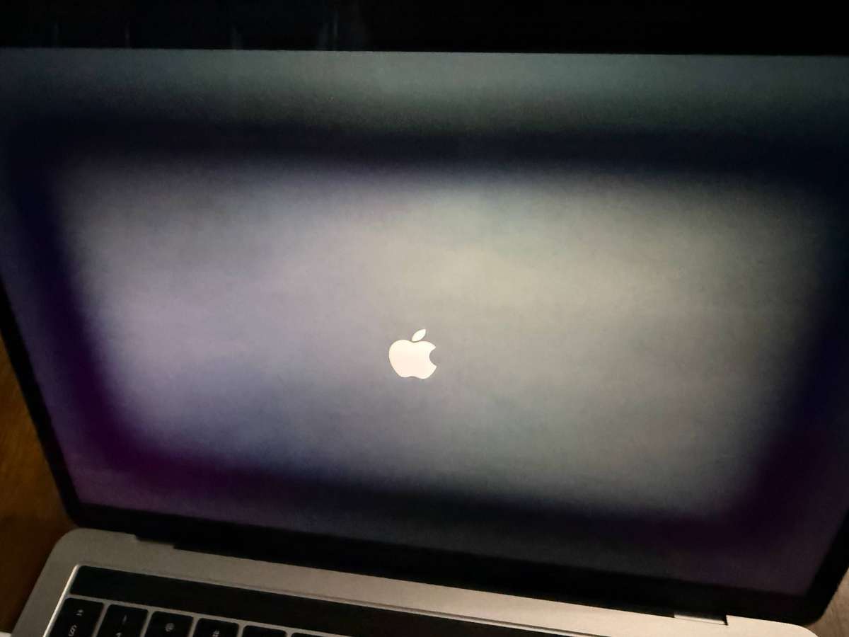 Macbook Pro - 2017 with toutchbar