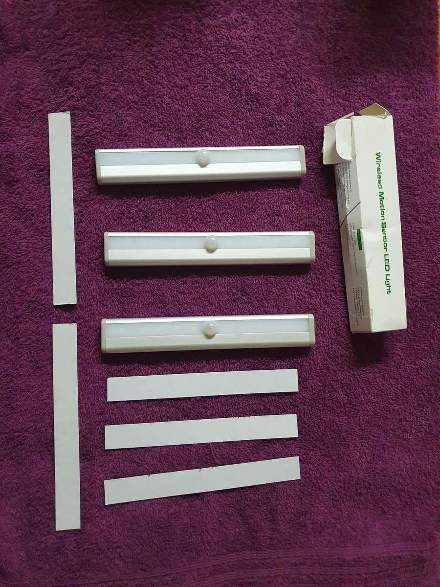 3 x Led Motion sensor indoor lights