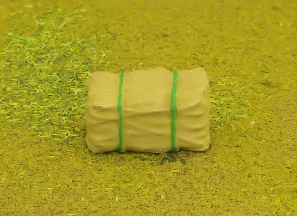1:72 Scale - Individual Bale Of Hay (5 Pack)