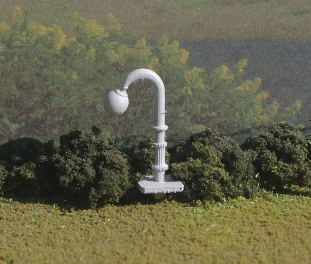 1/56 (28mm) Scale - Bridges Set - Light Pole - Floral (4 Pack) - Non-Working