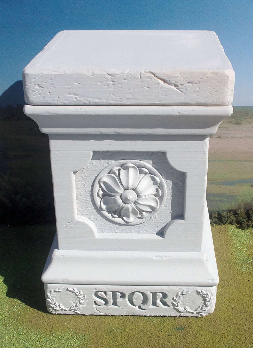 1/6 Scale - Plinth 2