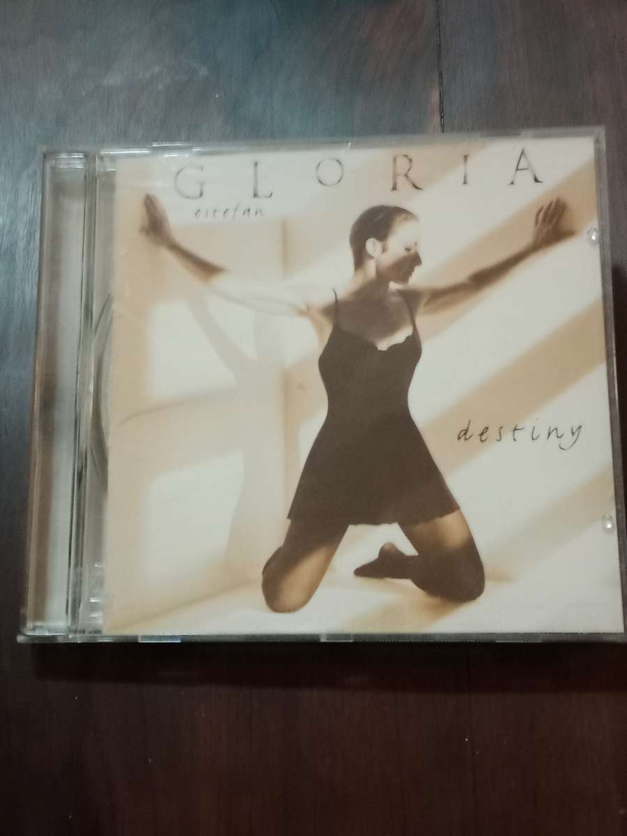Gloria Estefan
