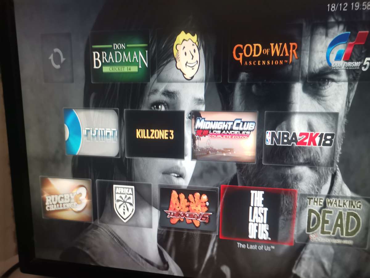 Playstation 3 Super slim 500GB 1 Control All Cables 44 Games on Harddrive Game list in the List