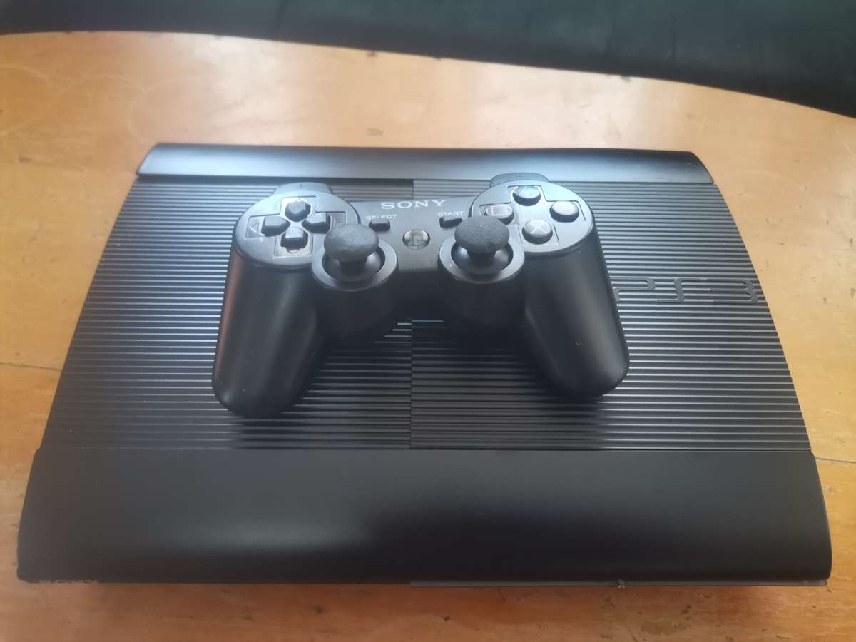 PS3 SUPERSLIM 500GB ALL CABLES 44 GAMES ON HARDRIVE HEN LOADED FULL GAME LIST IN DESCRIPTION