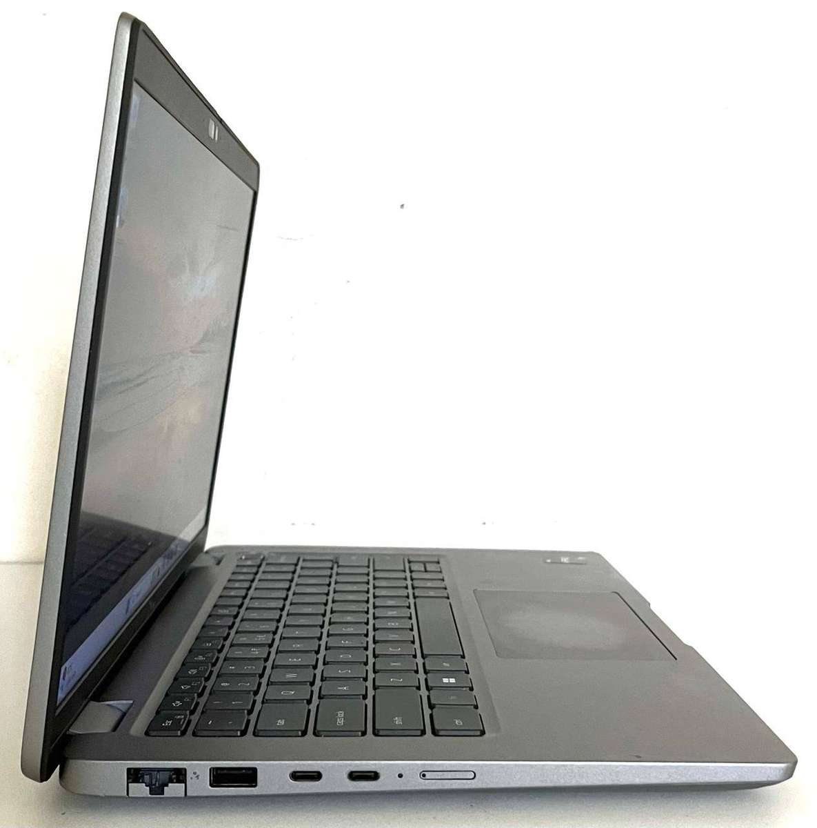 Dell Latitude 5430 14-inch Core i7-1265U 12th Gen 16GB RAM 512GB SSD