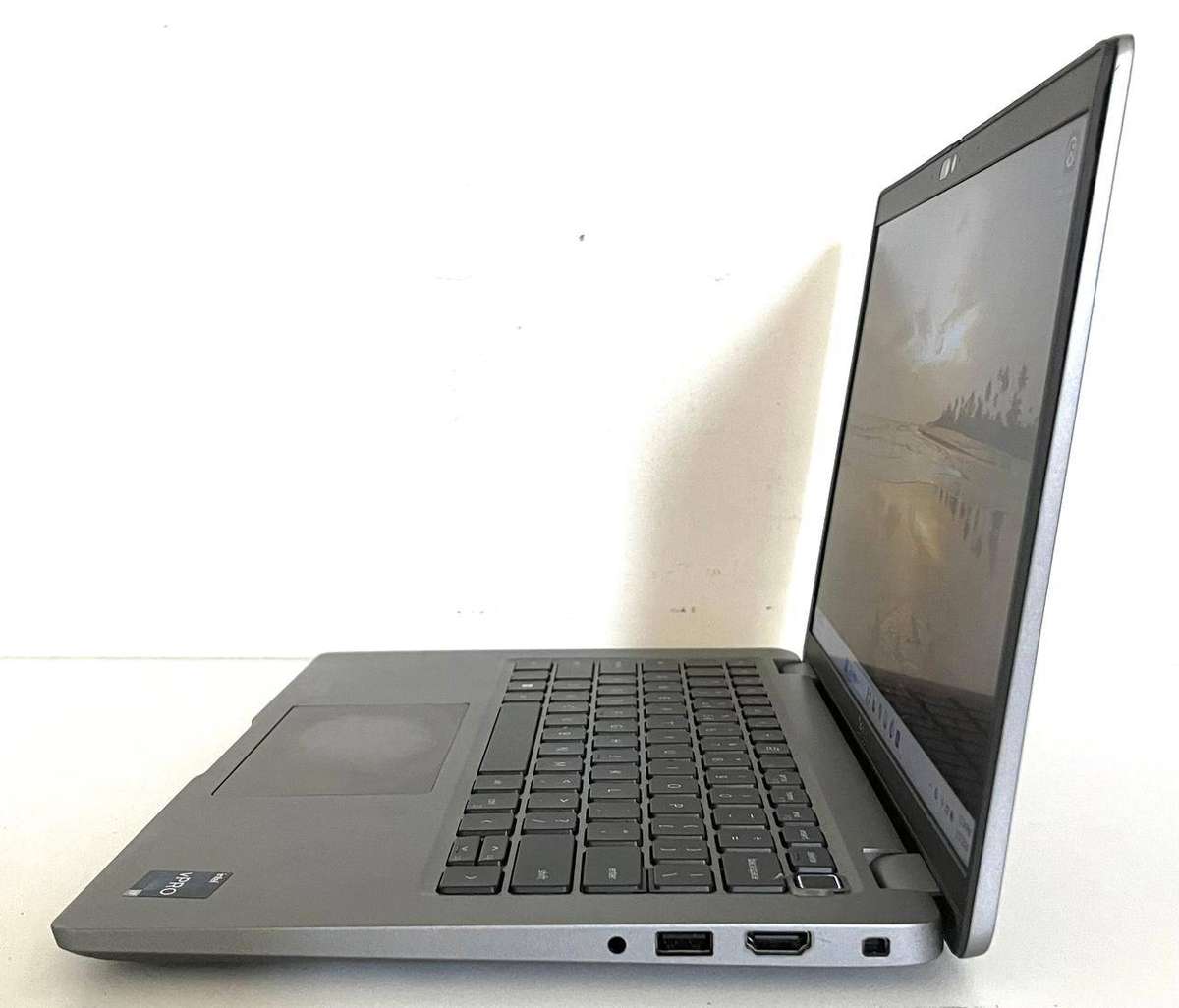 Dell Latitude 5430 14-inch Core i7-1265U 12th Gen 16GB RAM 512GB SSD