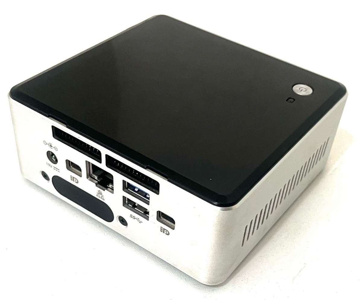 NUC5i5MYHE MINI PC I5-5TH GEN 8GB RAM 256GB SSD gOOD wORKING cOnDiTiOn
