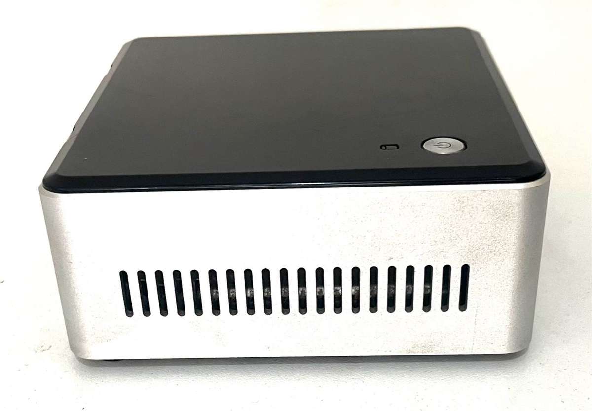 NUC5i5MYHE MINI PC I5-5TH GEN 8GB RAM 256GB SSD gOOD wORKING cOnDiTiOn