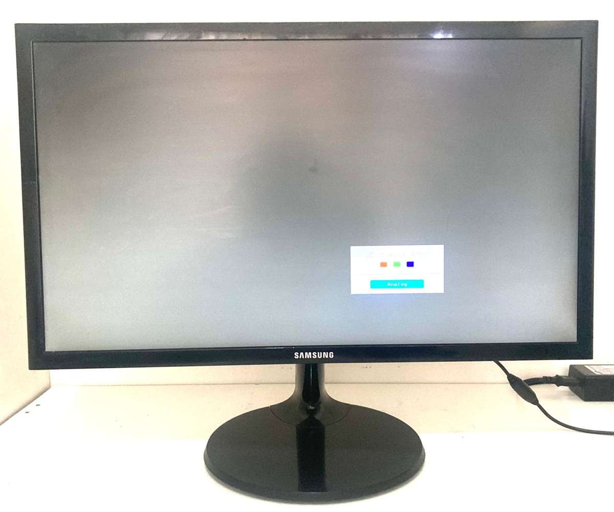 Samsung S22f350fha 22" Screen In Good Working Condition