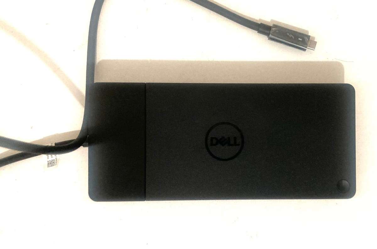 Dell Thunderbolt Dock  WD22TB4 180W Excellent Working Condition- Basic Support up to JAN 2027