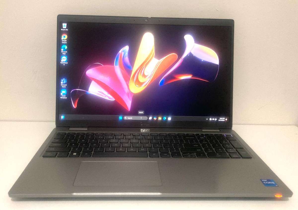 Dell Latitude 5520 15.6" i7 11th Gen 32gb Ram 512gb Ssd Excellent Condition