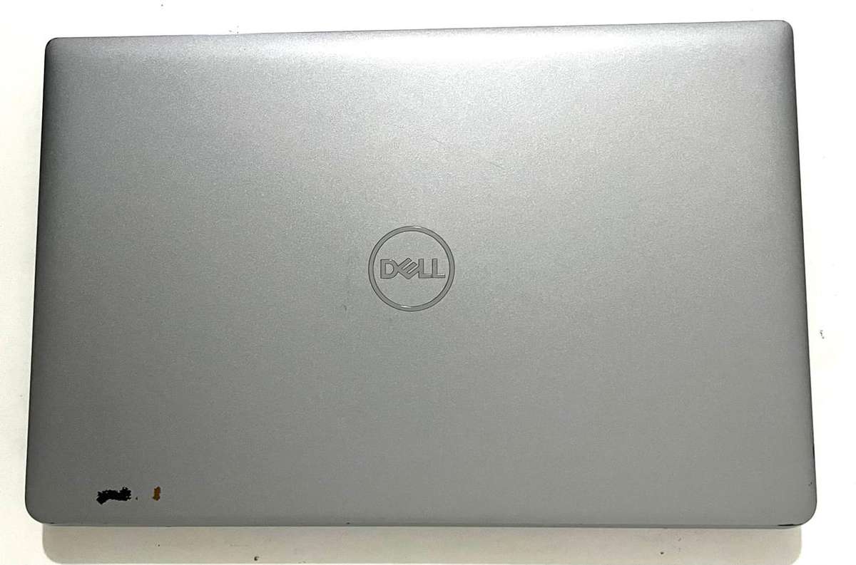 Dell Latitude 5540 15.6-inch Core i7-1335U 8GB RAM 256GB SSD Win 11 Pro Warranty up to Oct 2026