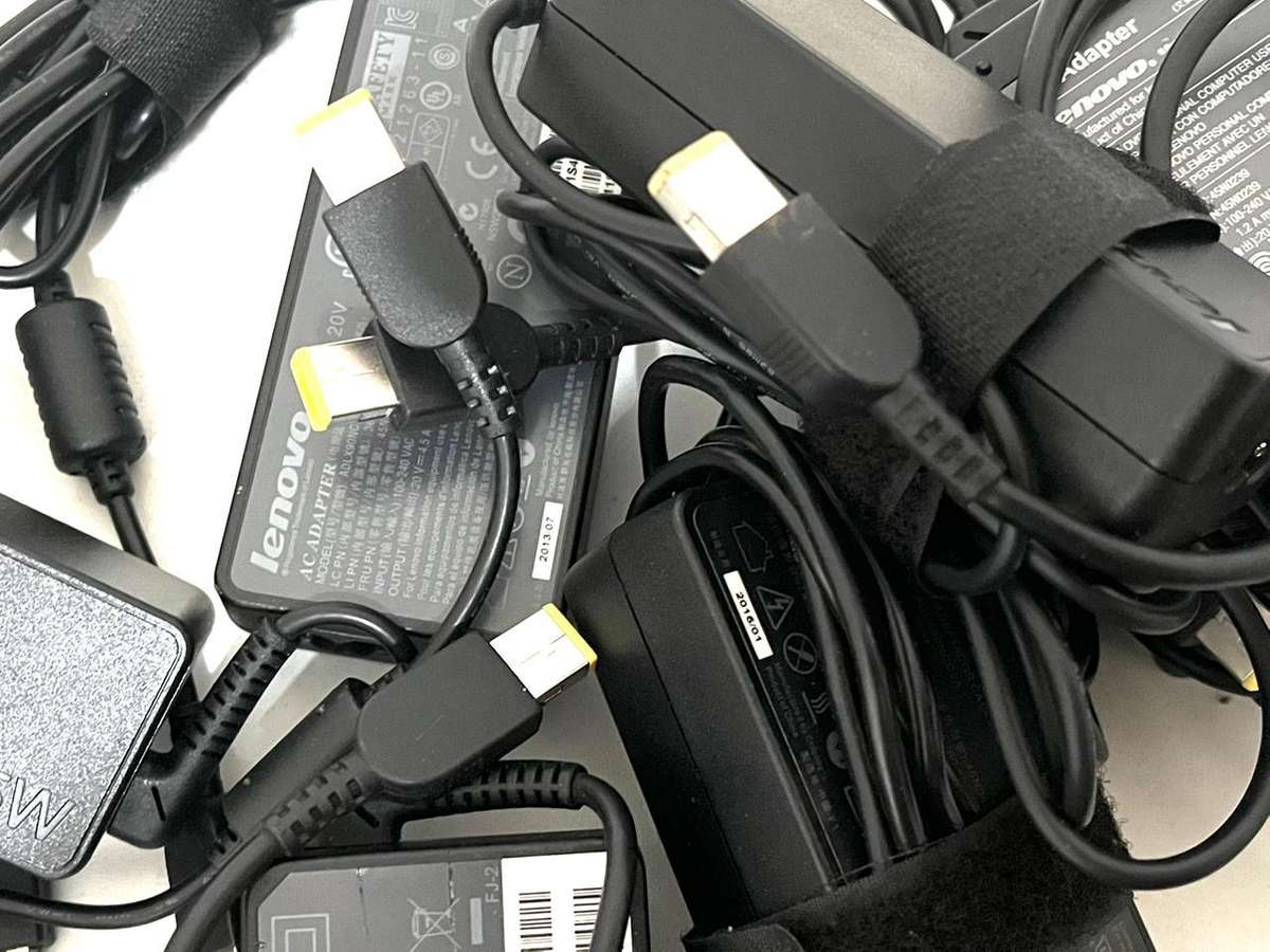 Lenovo Yello pin chargers Mix 90W,45W -Sell as lot - 10 units in lot