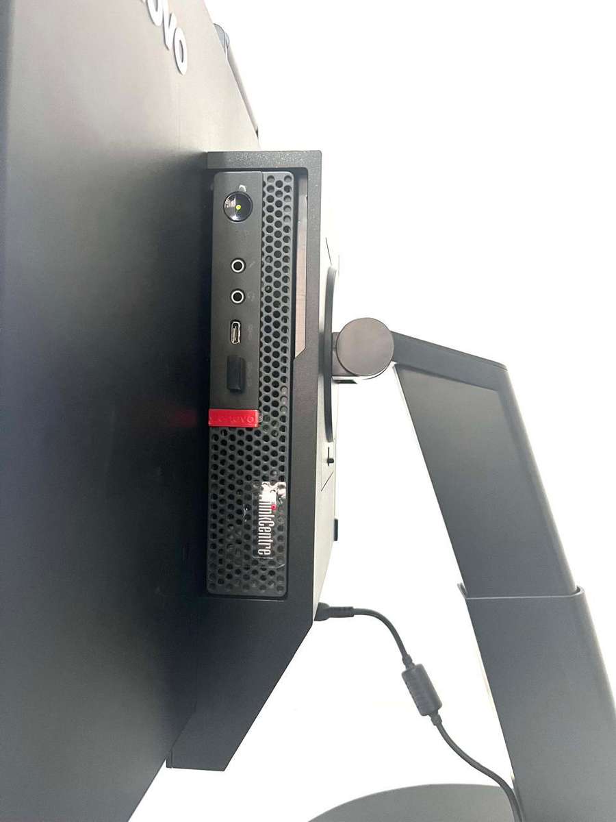 Lenovo ThinkCentre M920q All-in-One Desktop: Intel Core i5, 16GB,256GB SSD Win 11 Pro 21.5" FHD