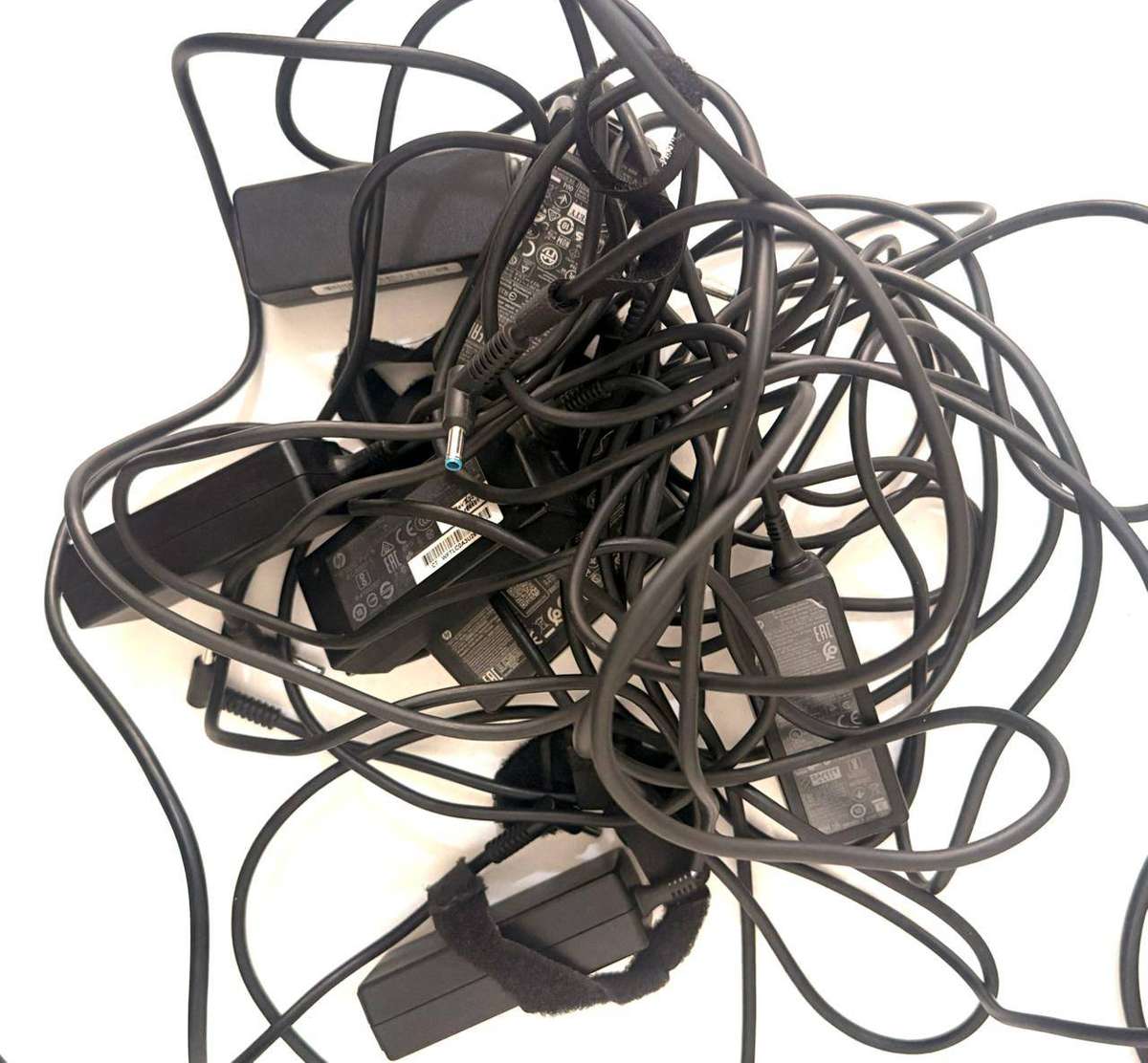 HP Charger/AC Adapter 45W 19.5V 2.31A Good Working Condition ( Bid for all 7 Units )