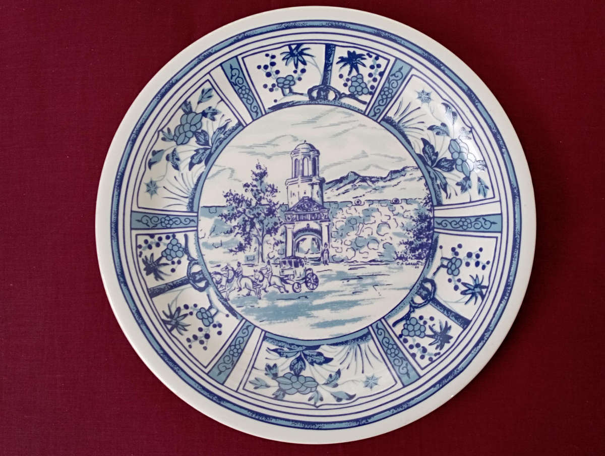 Castle of Good Hope commemorative plate 1679-1979 Tercentenary