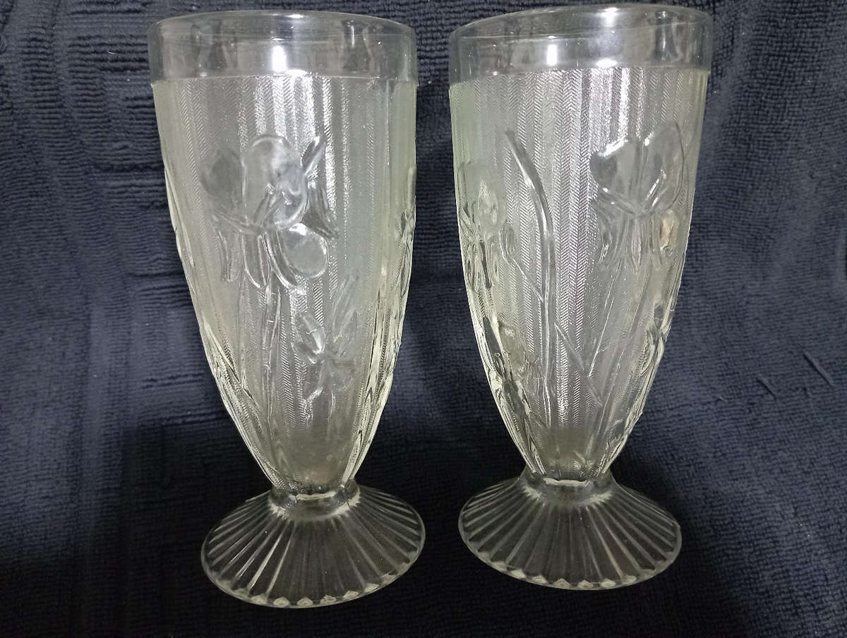 Vintage Jeannette Iris clear glass footed Tumblers x2