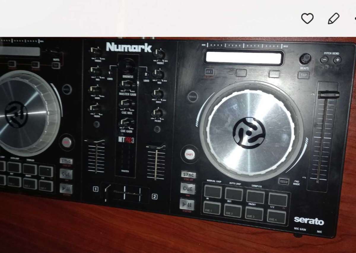 Dj Controller Numark Mix track pro 3