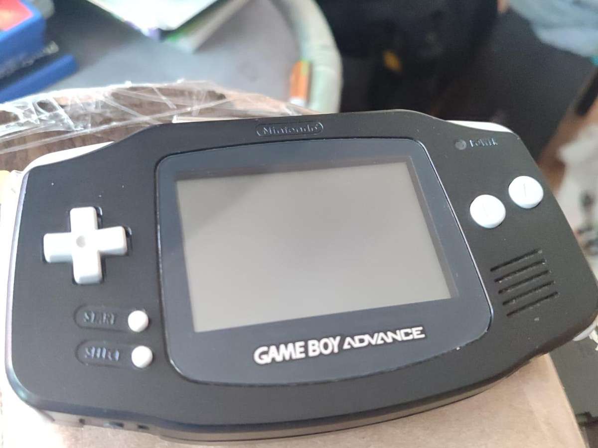 Nintendo Game Boy Advance  32-Bit Wide Colour Screen (Pre-Owned, Complete in Box)