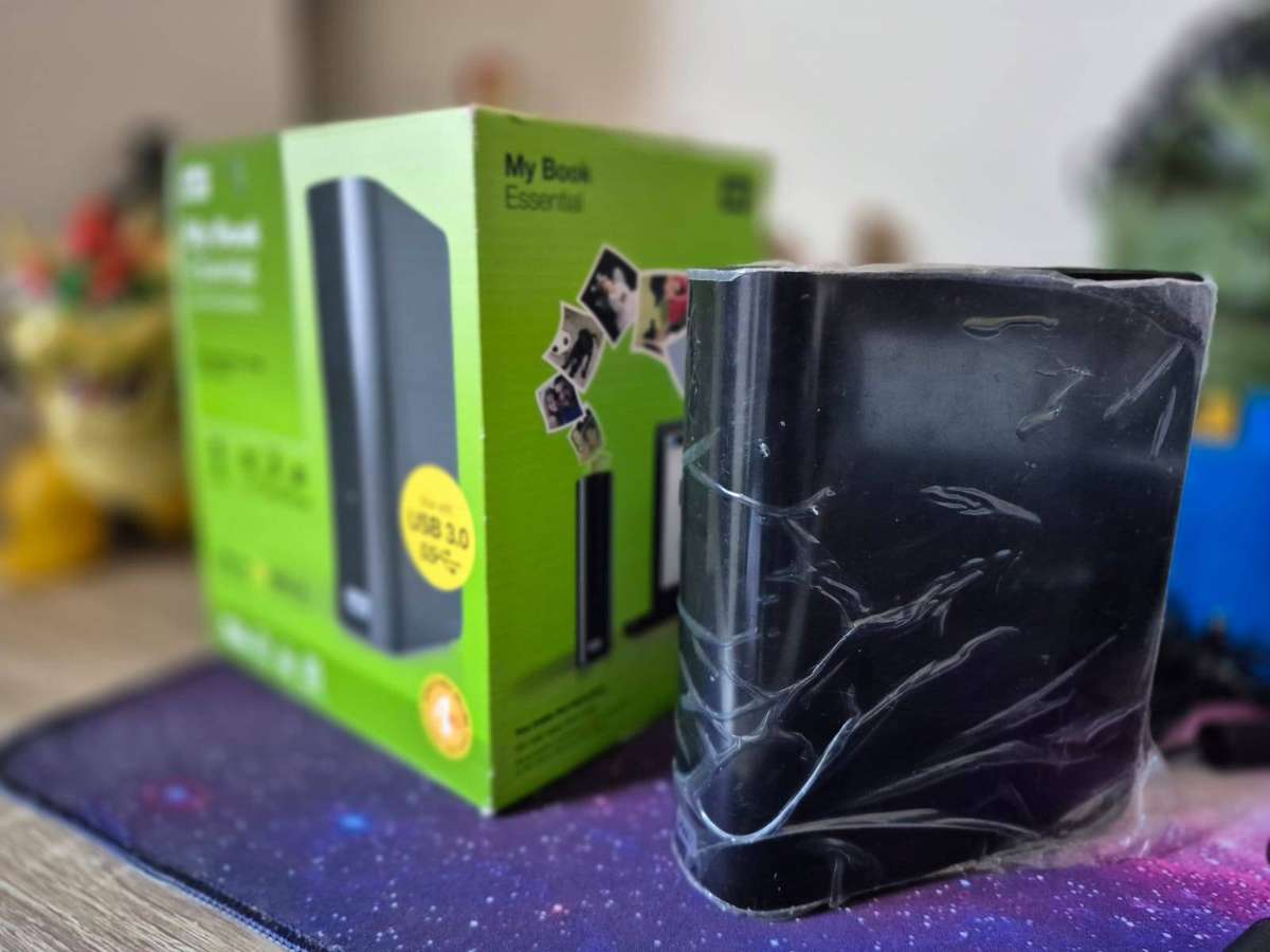 WD 1TB Hard Drive USD 3.0 (Pre-owned)