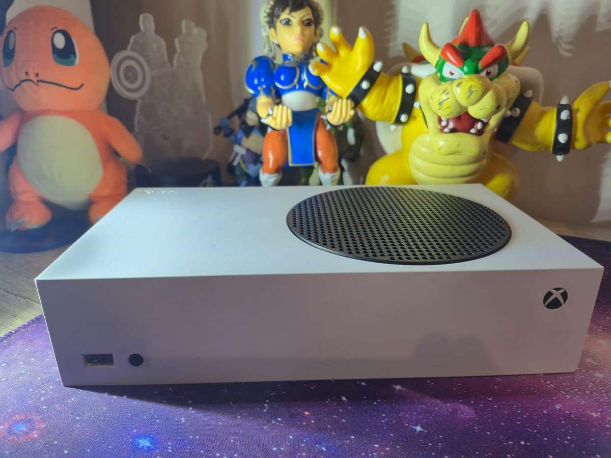 Xbox Series S 512SSD, Excludes Controller (Pre-owned)