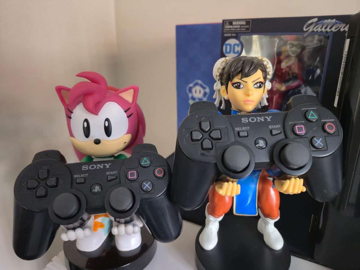 PS3 12GB Super Console, 2 Original Controllers, 5 Games