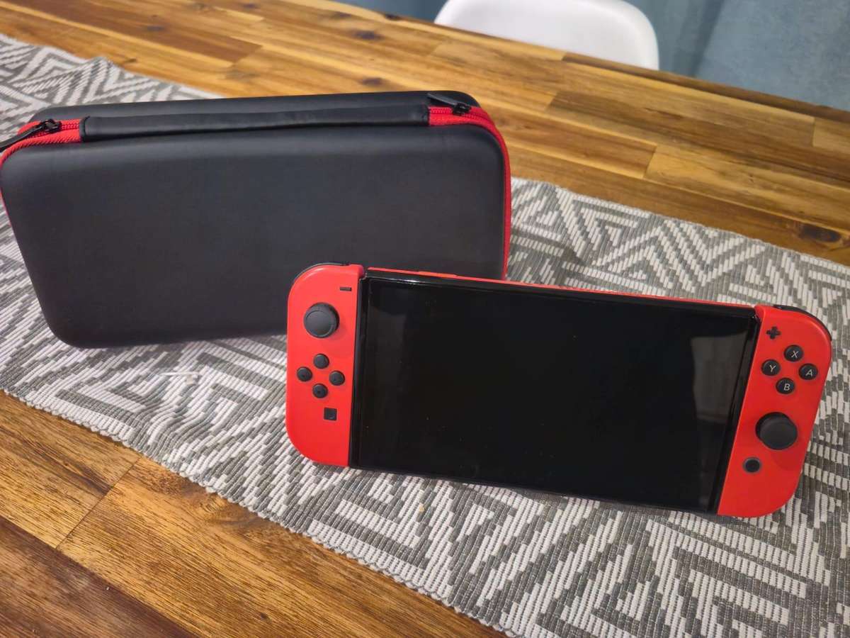 Nintendo Switch OLED Red 64GB + 128GB SD Card