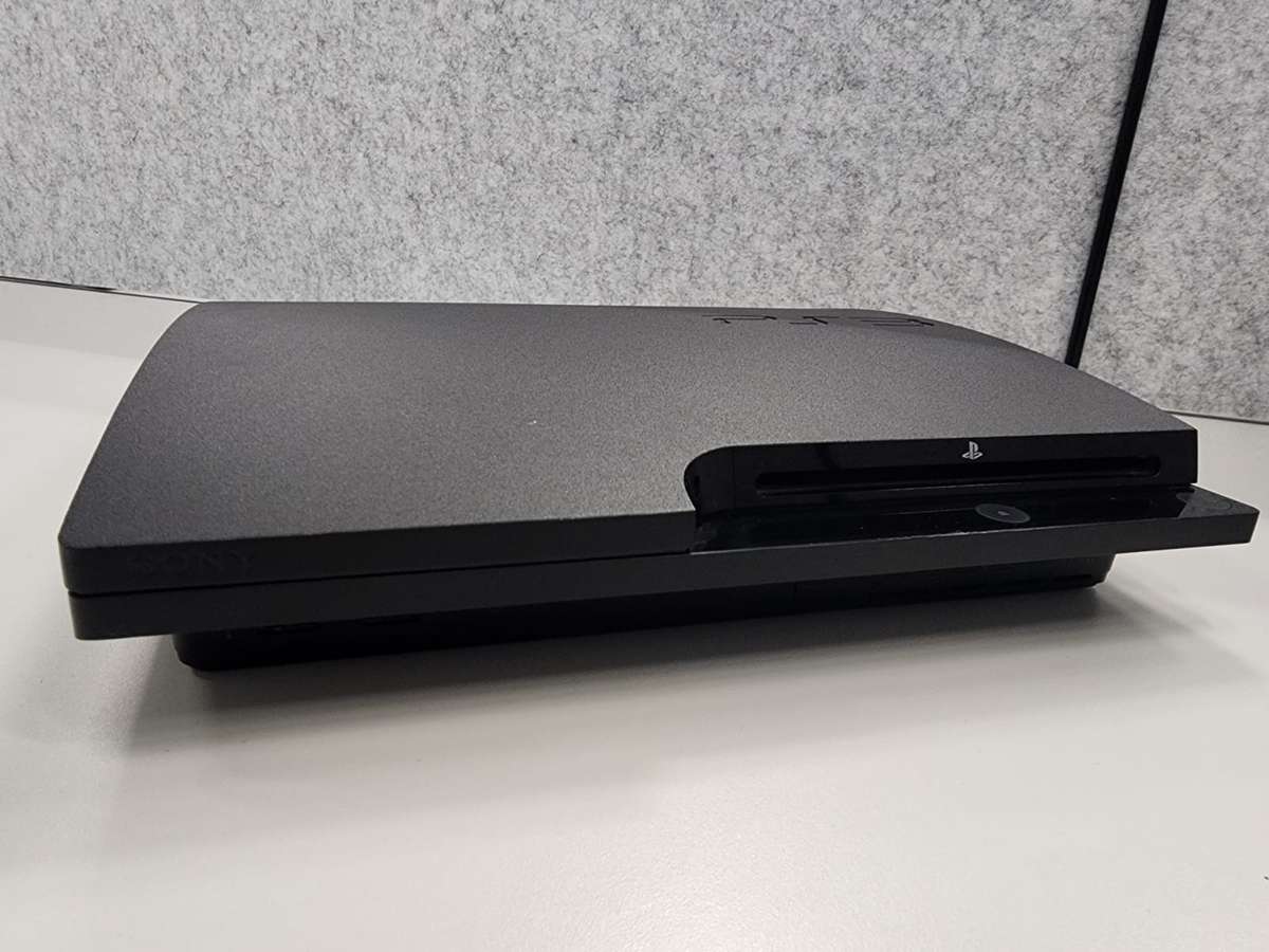 PS3 160GB Slimline Cech: 3000, HEN Installed (Mod),  10 Games, 1 Controller